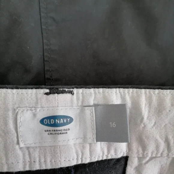 Old Navy Womens Black High Rise Flat Front Regular Fit Chino Shorts Size 16 - Picture 5 of 6